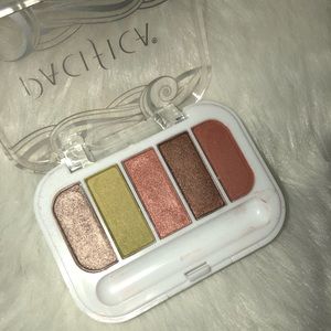 Pacifica eyeshadow pallet